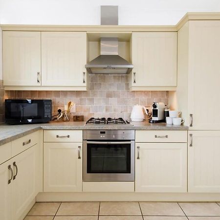 Modern & Stylish Seaside Family Home Chichester Extérieur photo