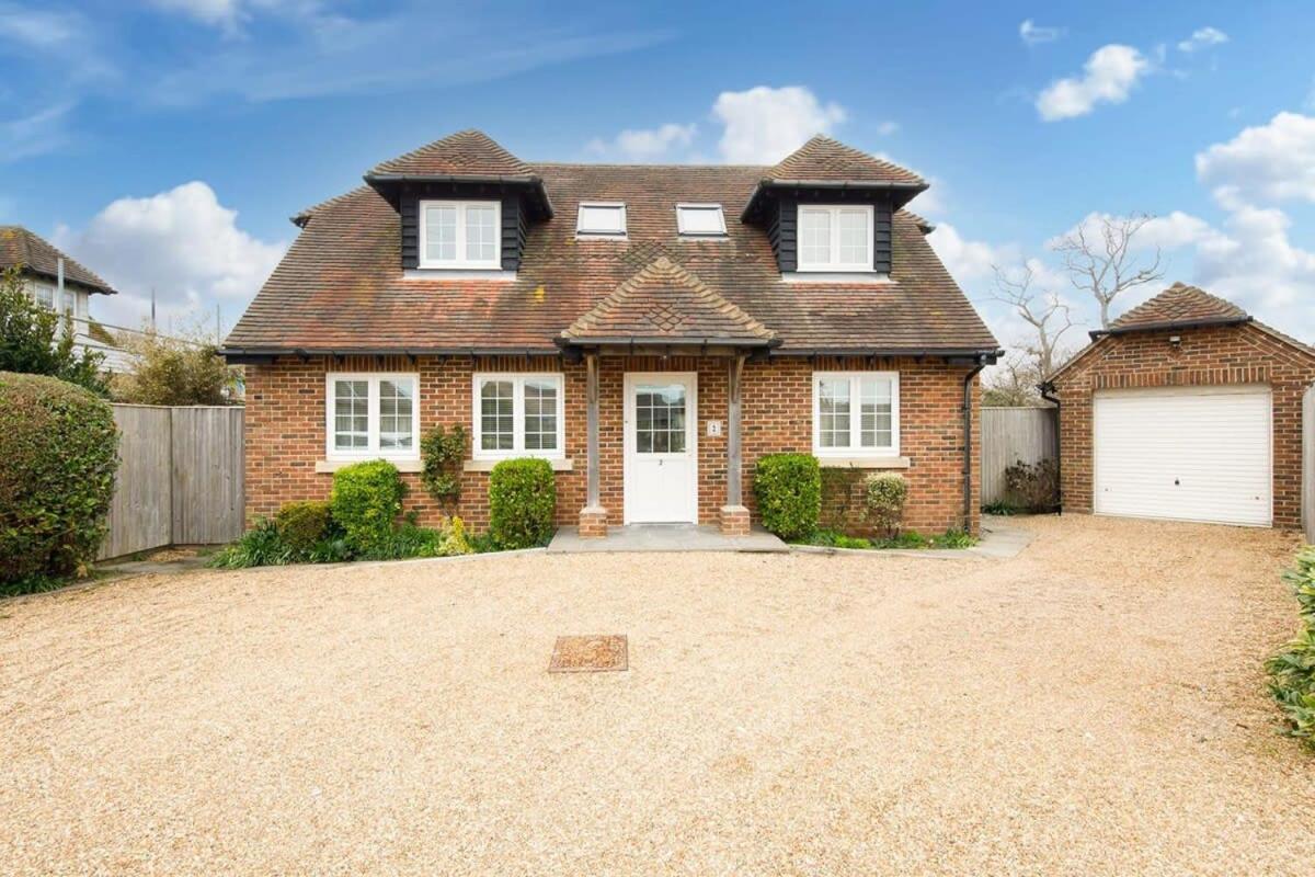 Modern & Stylish Seaside Family Home Chichester Extérieur photo