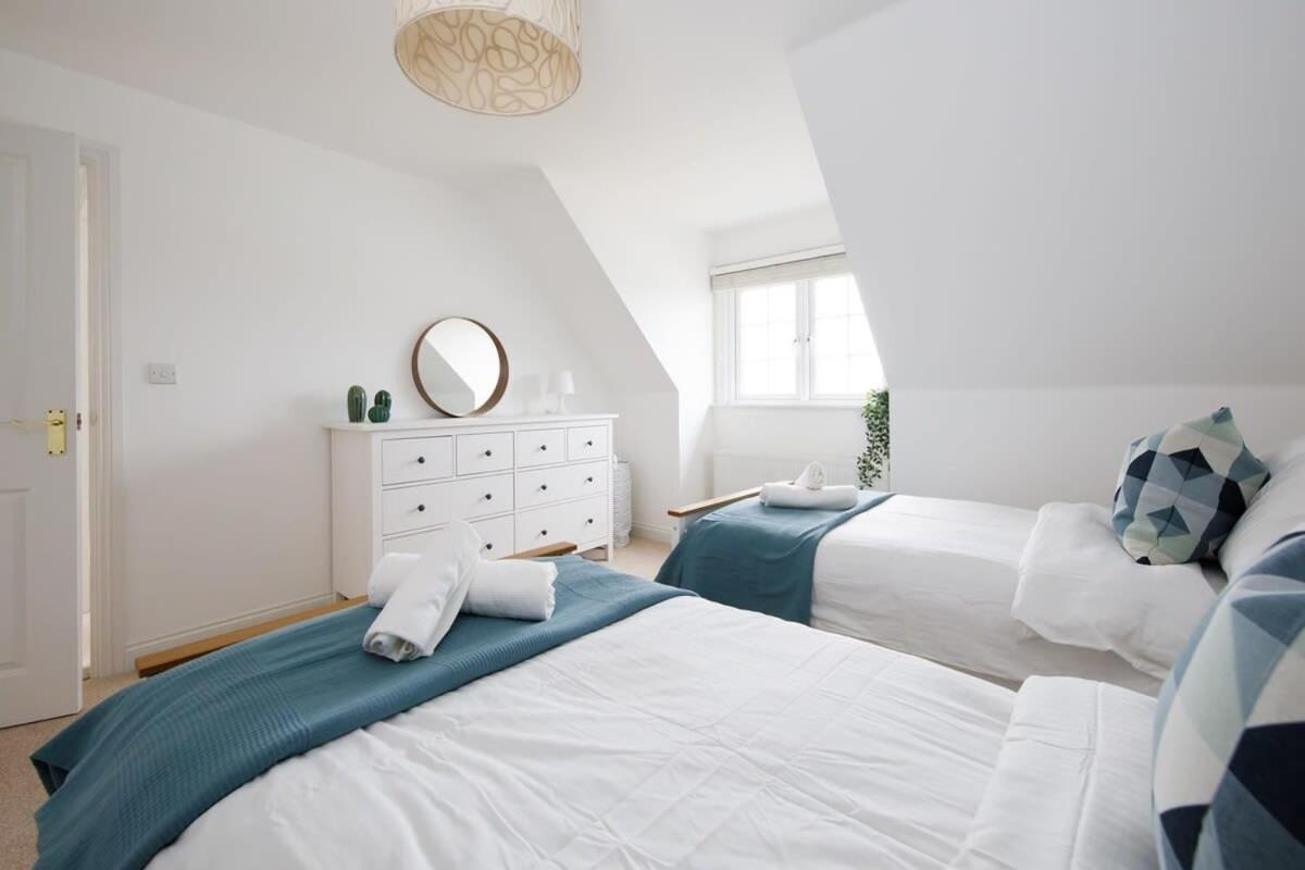 Modern & Stylish Seaside Family Home Chichester Extérieur photo