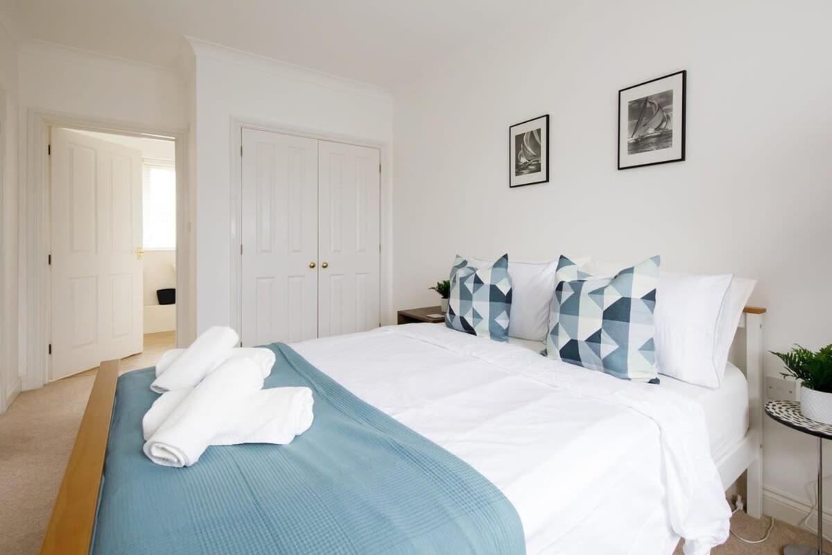 Modern & Stylish Seaside Family Home Chichester Extérieur photo